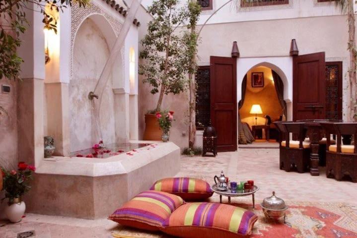 Riad Dar Rania Marrakech Medina Jemaa El Fna Marrakesh Esterno foto